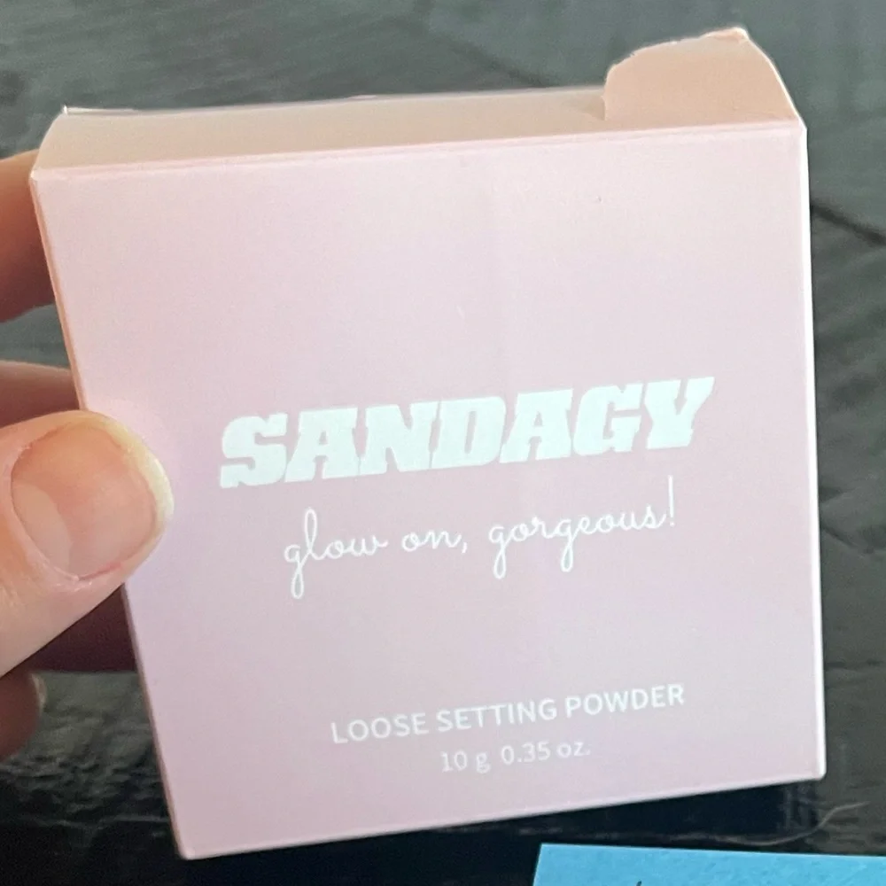 SANDAGY Loose Setting Powder in Shade 10 Medium/Tan NIB